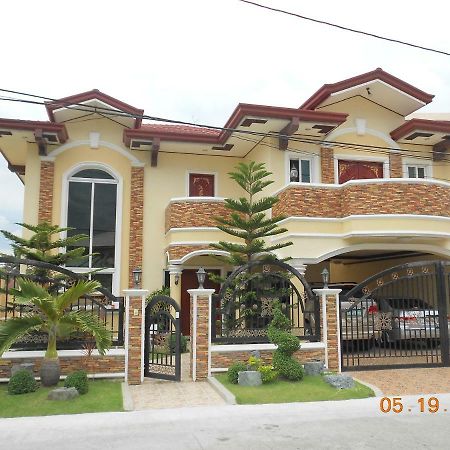 For Long Term Only - Italia 500 In Bf Resort Village Las Pinas Манила Экстерьер фото